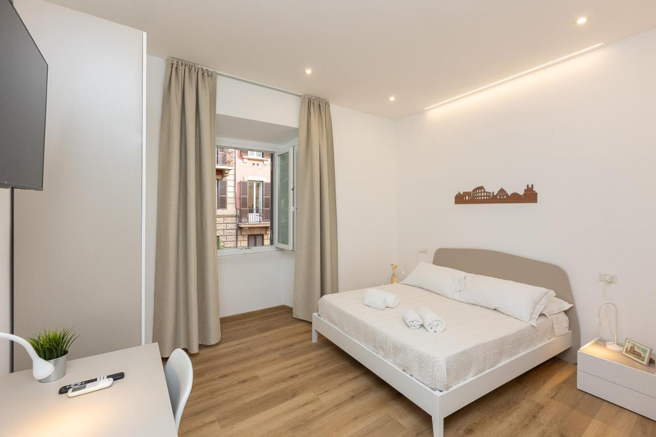 Colosseum Holidays - Three-Bedroom Apartment Roma Exterior foto